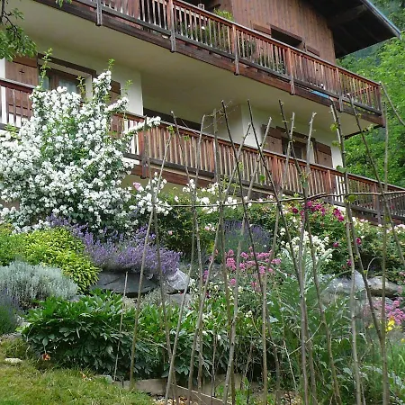 Chalet Les Combes Apartment