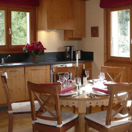 Chalet Les Combes Apartment